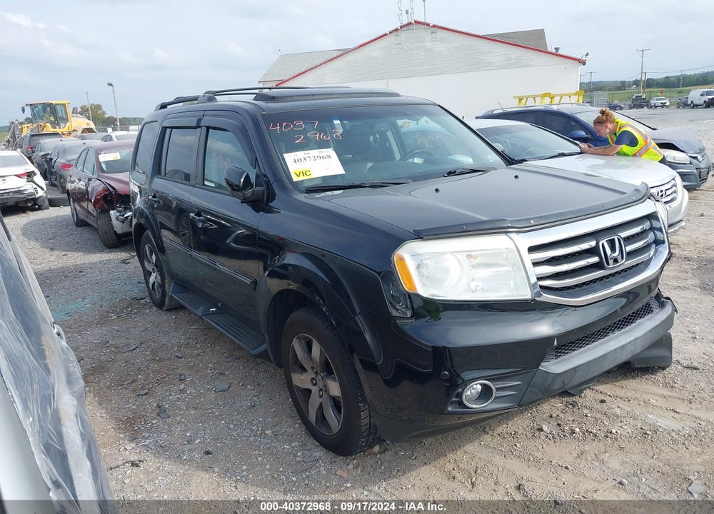 2012 HONDA PILOT TOURING VIN: 5FNYF4H91CB035499