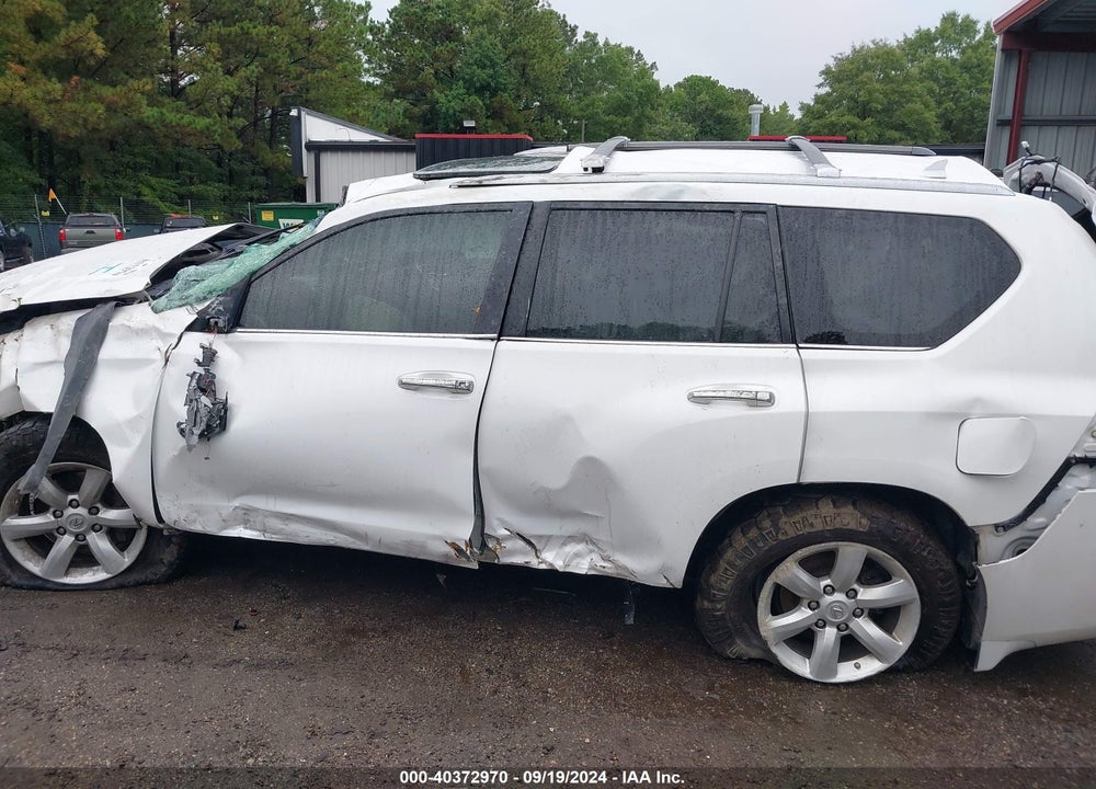 2010 LEXUS 460 VIN: JTJBM7FX2A5008855