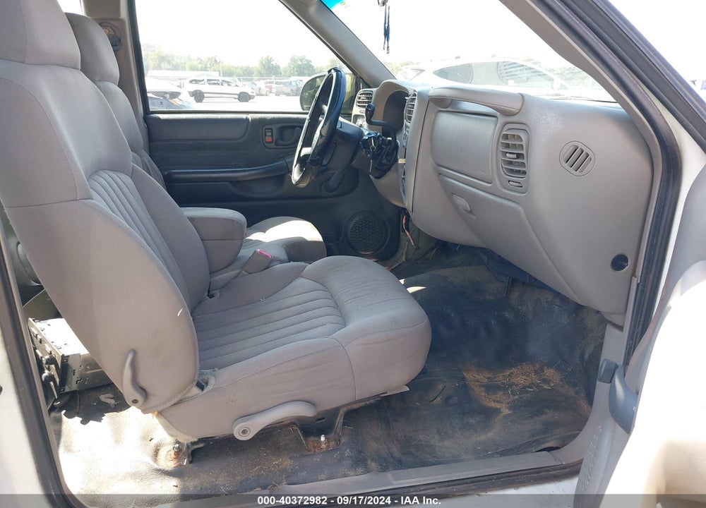2003 CHEVROLET S-10 VIN: 1GCCS19X138142392