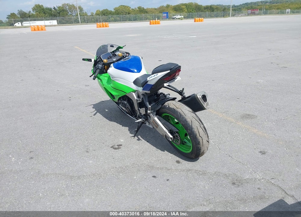 2024 KAWASAKI ZX636 K VIN: JKBZXJJ11RA009108