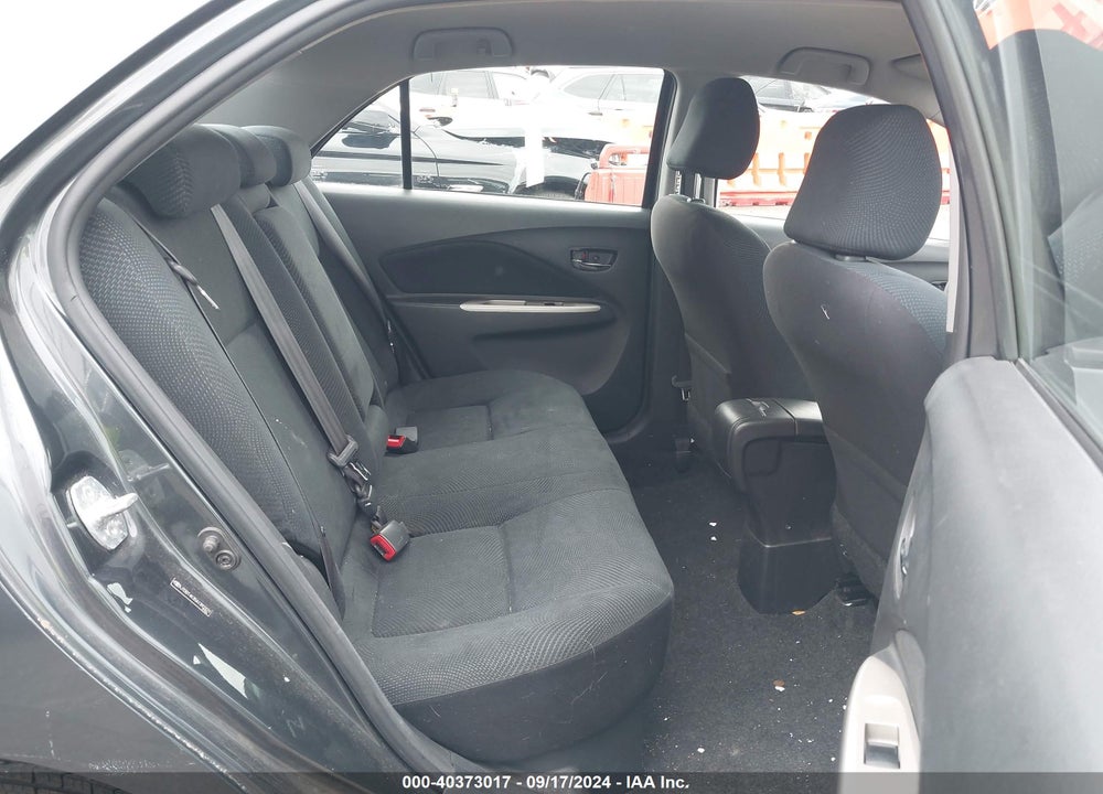 2010 TOYOTA YARIS VIN: JTDBT4K35A1392371