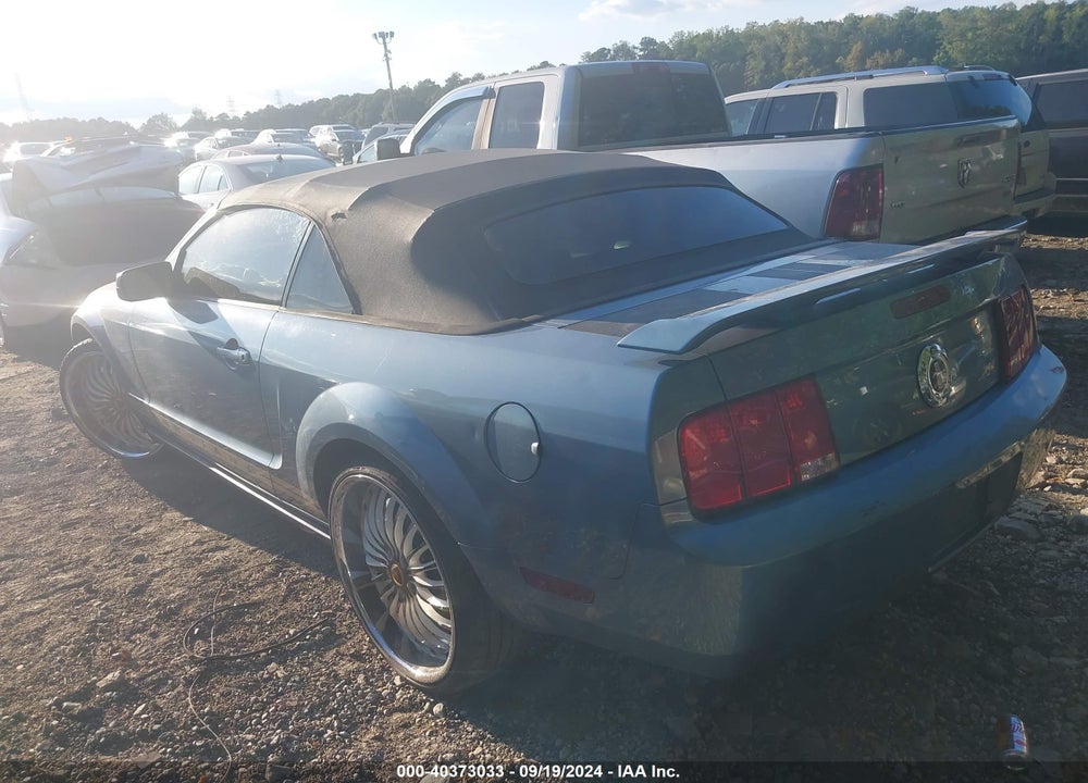 2005 FORD MUSTANG VIN: 1ZVFT84N055258774