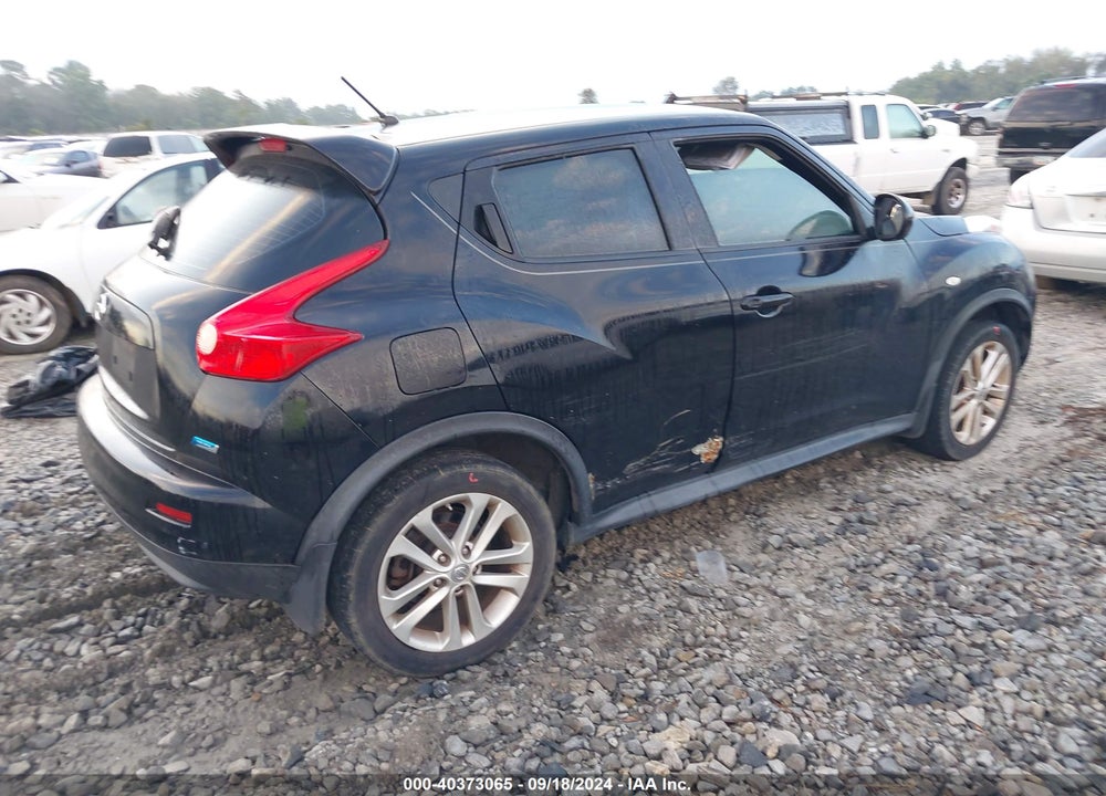 2014 NISSAN JUKE S VIN: JN8AF5MR2ET452616