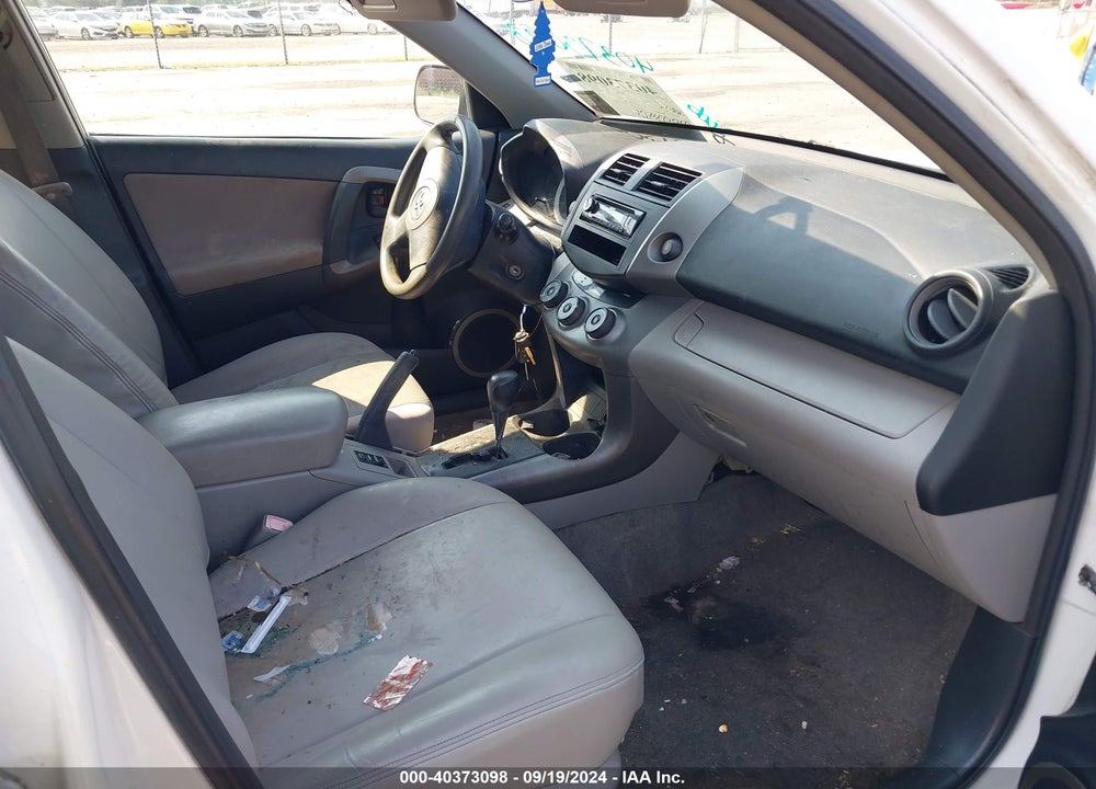 2006 TOYOTA RAV4 VIN: JTMBD33V865013015