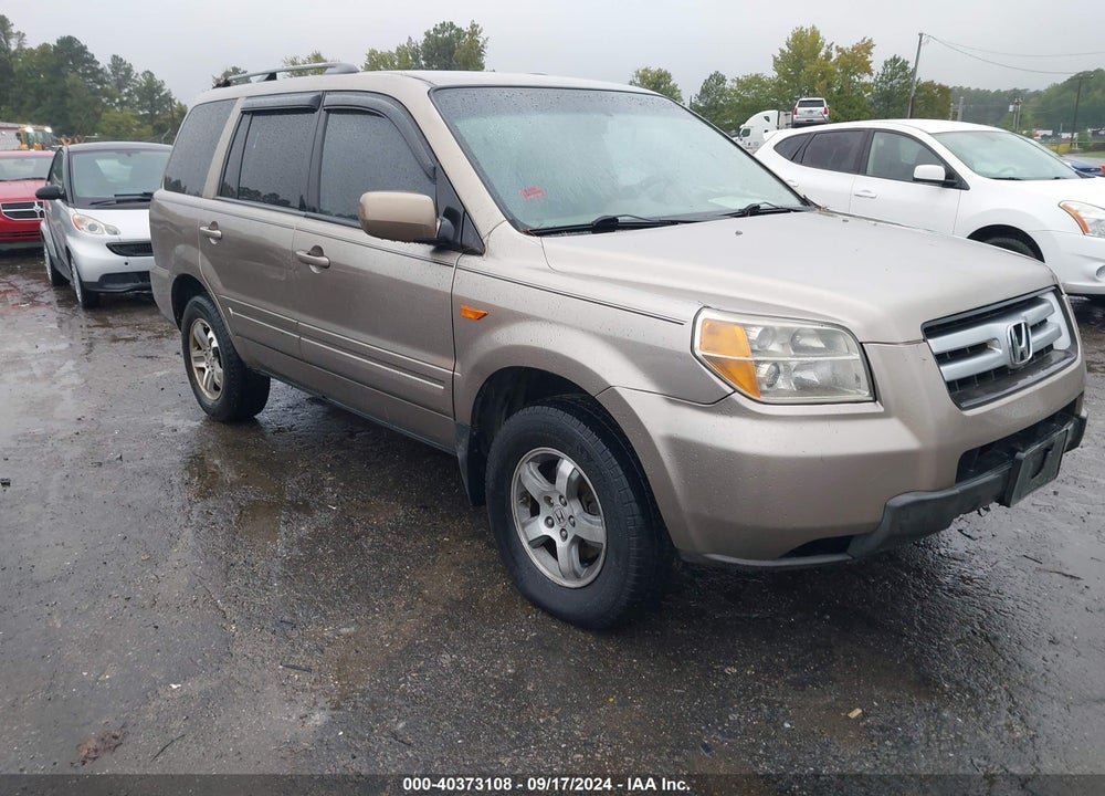 2008 HONDA PILOT EX VIN: 5FNYF18458B041543