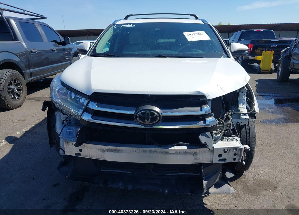 2017 TOYOTA HIGHLANDER LIMITED VIN: 5TDDZRFH9HS365813