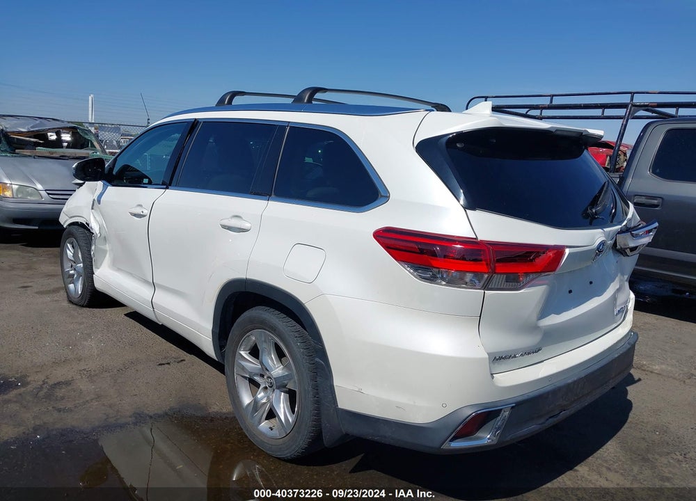 2017 TOYOTA HIGHLANDER LIMITED VIN: 5TDDZRFH9HS365813