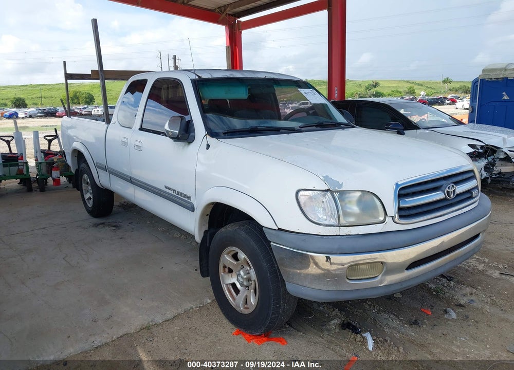 2000 TOYOTA TUNDRA SR5 V8 VIN: 5TBRT3415YS007482