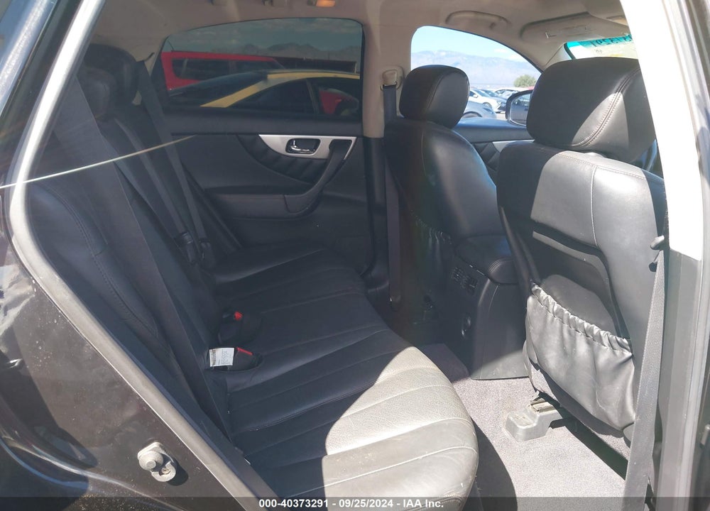 2013 INFINITI FX37 VIN: JN8CS1MU0DM141664