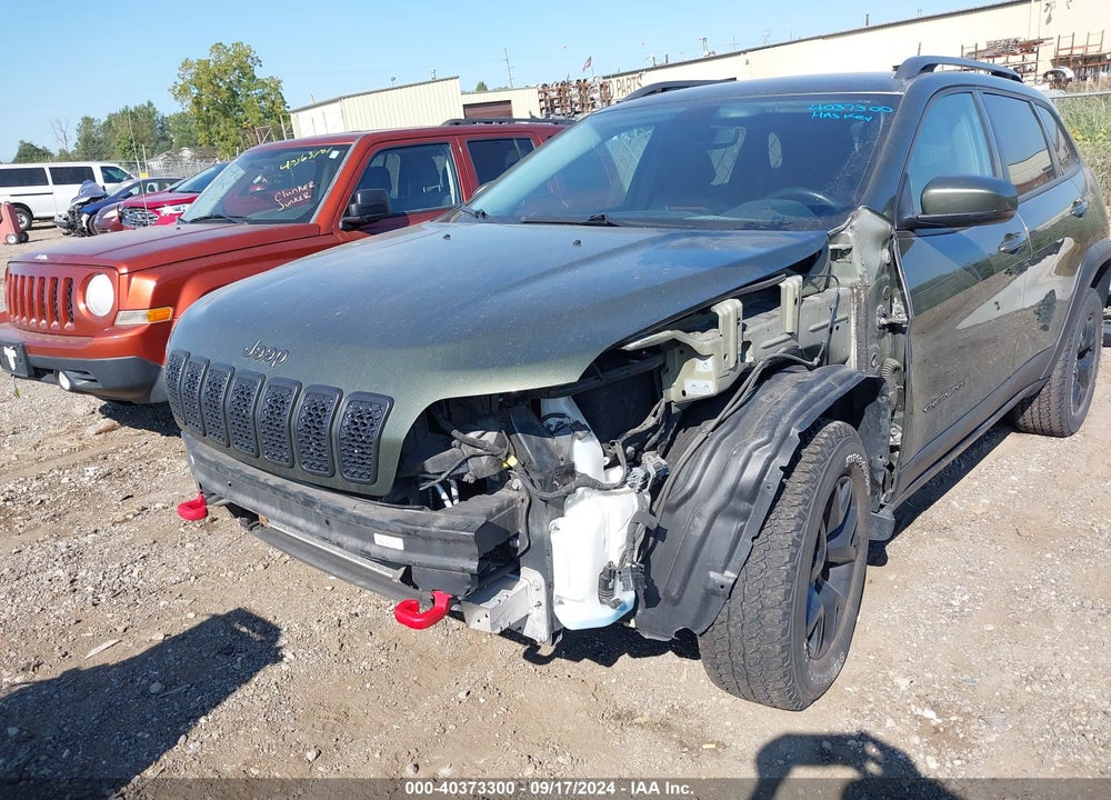 2019 JEEP CHEROKEE TRAILHAWK 4X4 VIN: 1C4PJMBX6KD389591