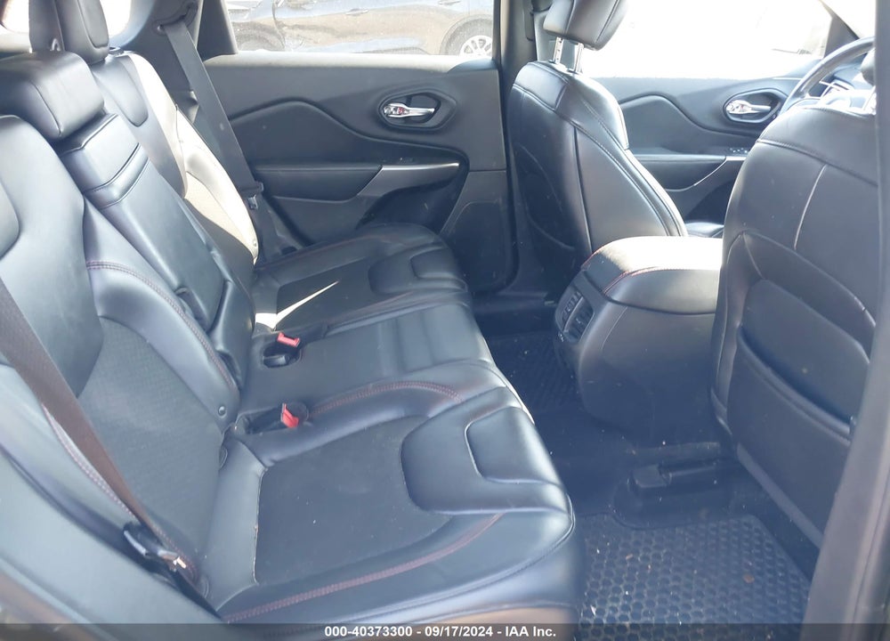 2019 JEEP CHEROKEE TRAILHAWK 4X4 VIN: 1C4PJMBX6KD389591