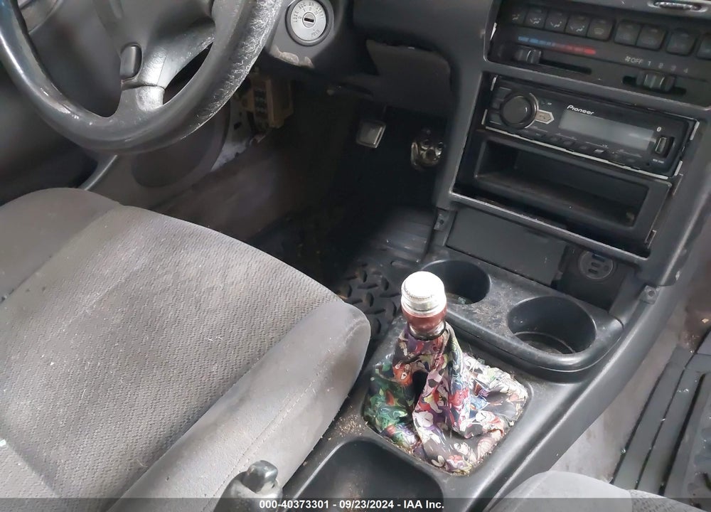 1997 MAZDA 626 DX/LX VIN: 1YVGE22C7V5648796