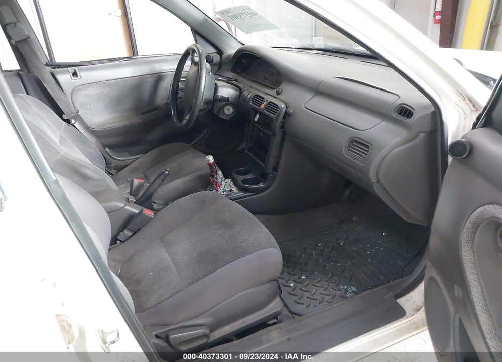1997 MAZDA 626 DX/LX VIN: 1YVGE22C7V5648796