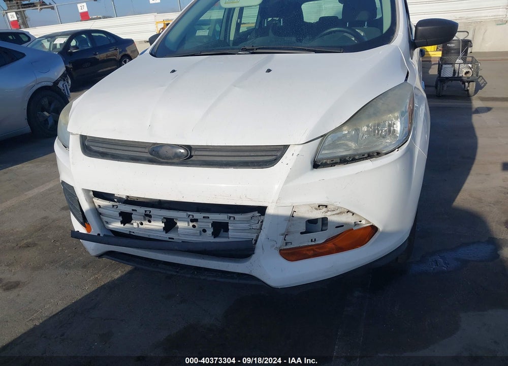 2014 FORD ESCAPE S VIN: 1FMCU0F73EUD31902