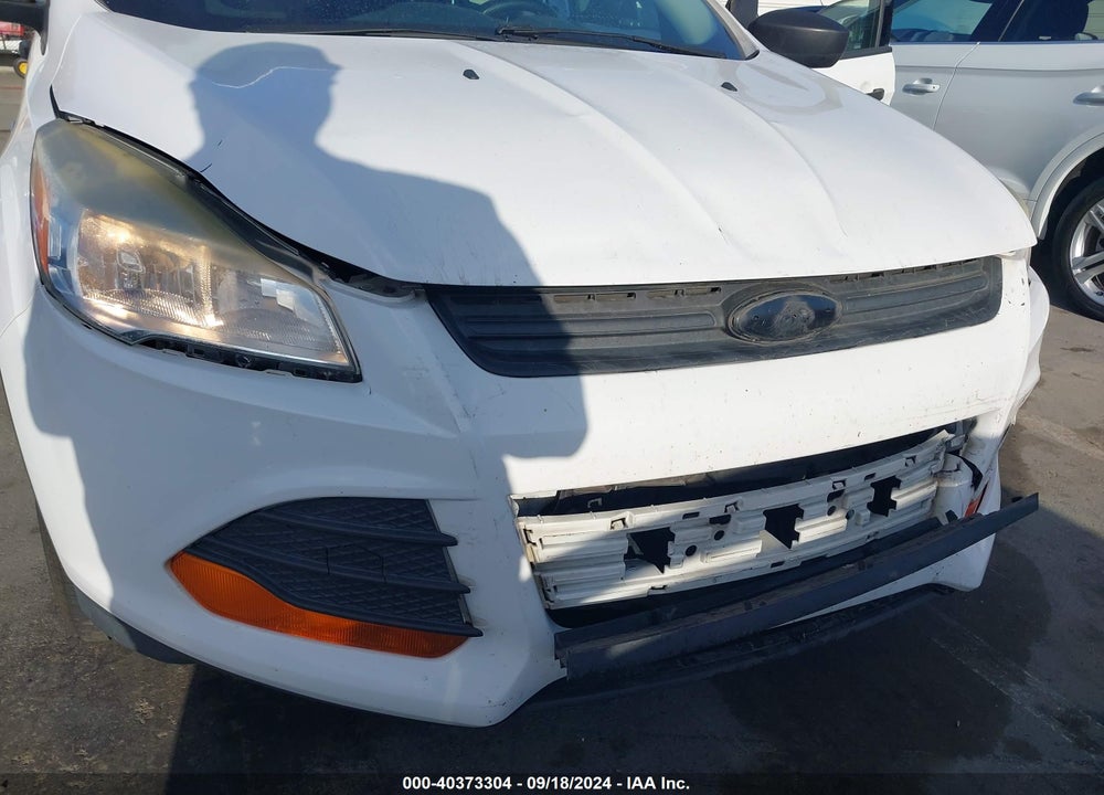 2014 FORD ESCAPE S VIN: 1FMCU0F73EUD31902
