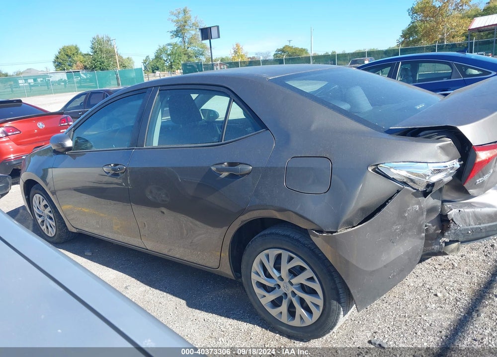 2018 TOYOTA COROLLA LE VIN: 2T1BURHE2JC004673