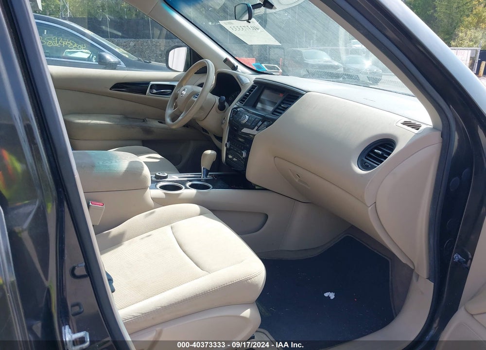 2015 NISSAN PATHFINDER S VIN: 5N1AR2MM7FC628322