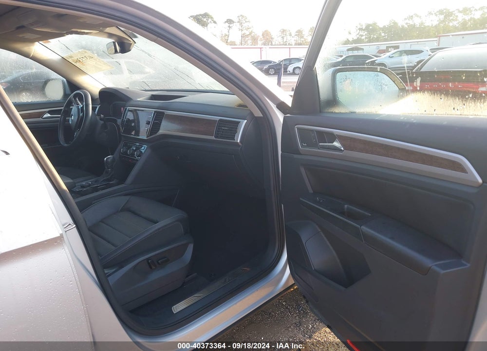 2019 VOLKSWAGEN ATLAS 3.6L V6 SEL PREMIUM VIN: 1V2NR2CA2KC558850