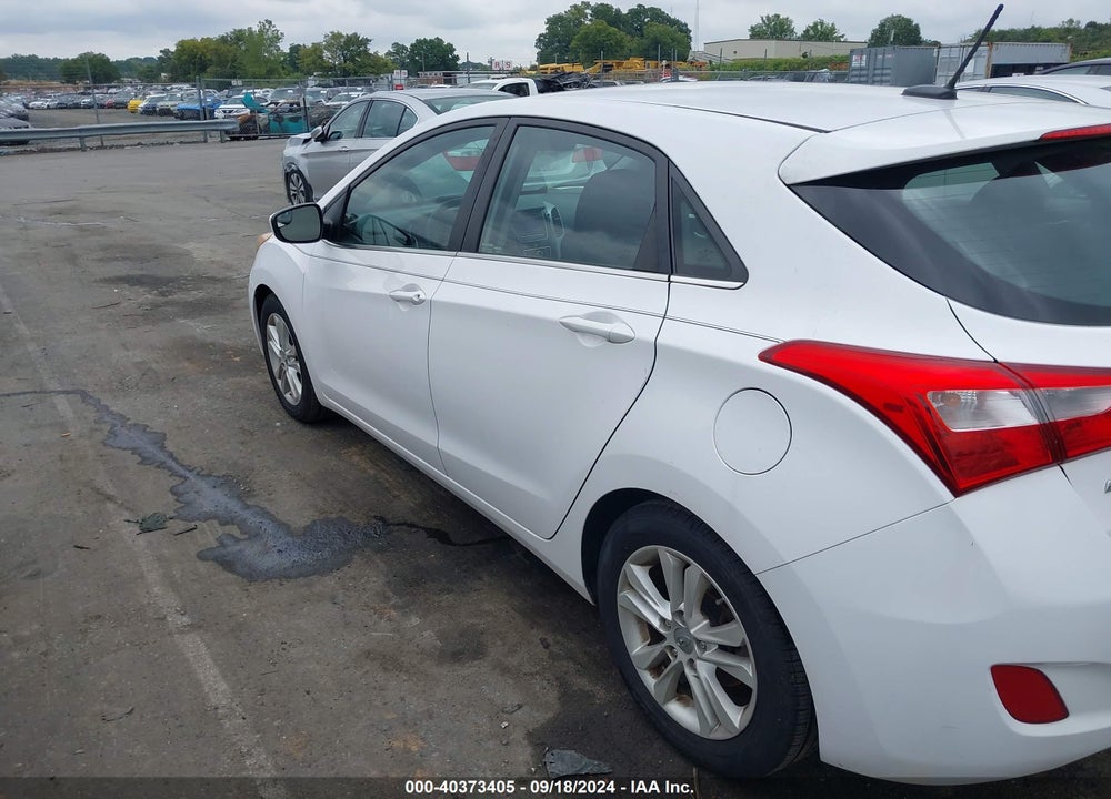 2015 HYUNDAI ELANTRA GT VIN: KMHD35LH9FU241124