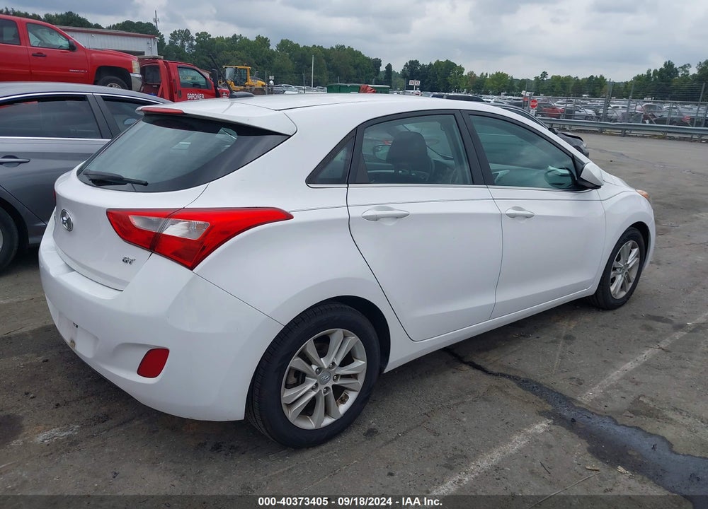 2015 HYUNDAI ELANTRA GT VIN: KMHD35LH9FU241124