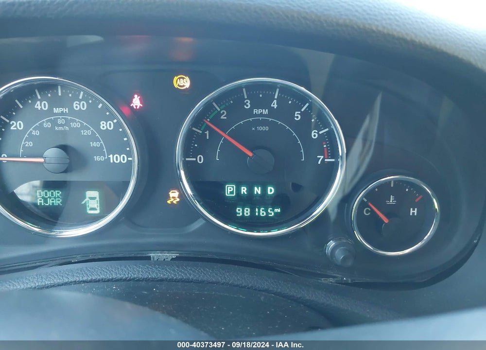 2018 JEEP WRANGLER JK UNLIMITED SPORT S 4X4 VIN: 1C4BJWDG7JL813030