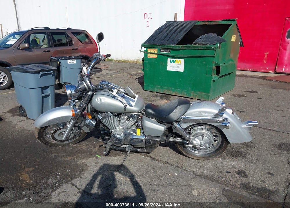 2004 HONDA VT750 C VIN: JH2RC50054K012822