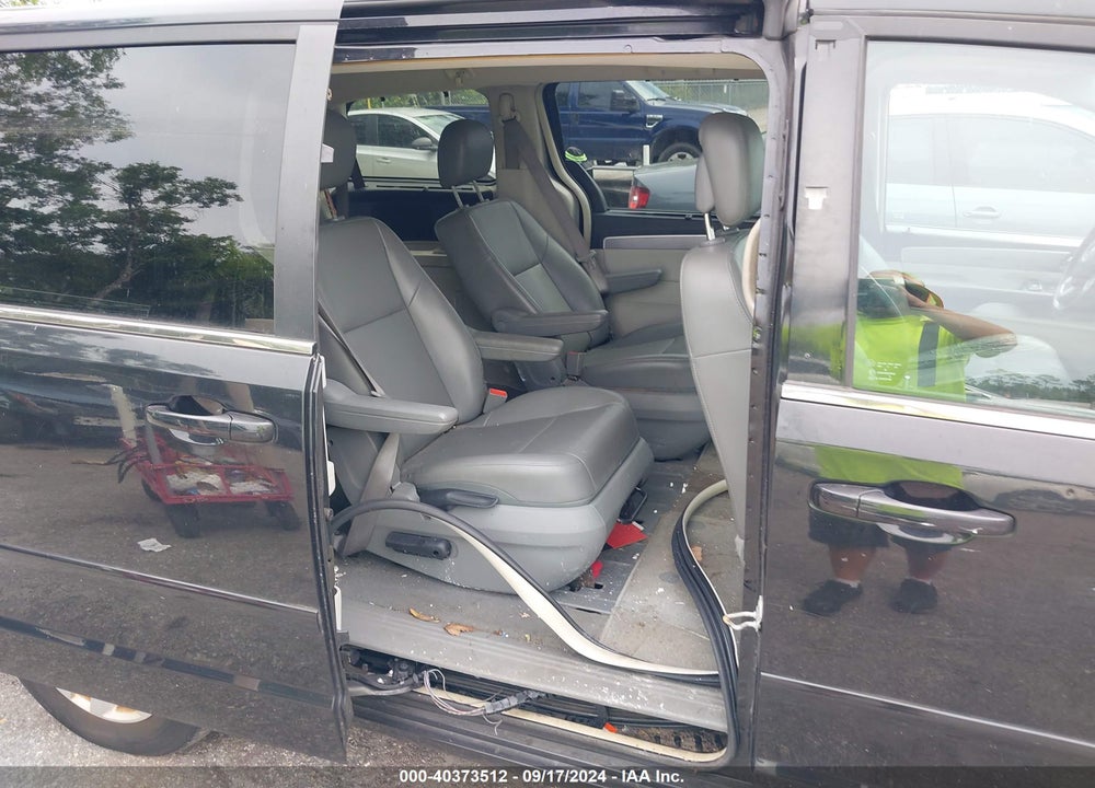 2014 VOLKSWAGEN ROUTAN SE VIN: 2C4RVABG6ER135294