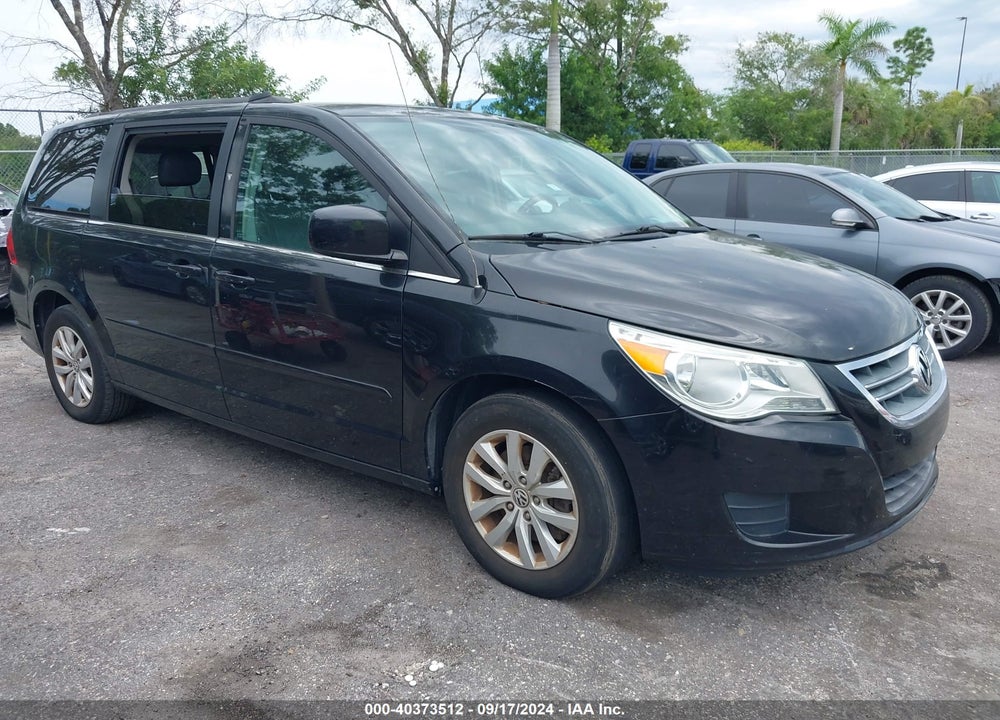 2014 VOLKSWAGEN ROUTAN SE VIN: 2C4RVABG6ER135294