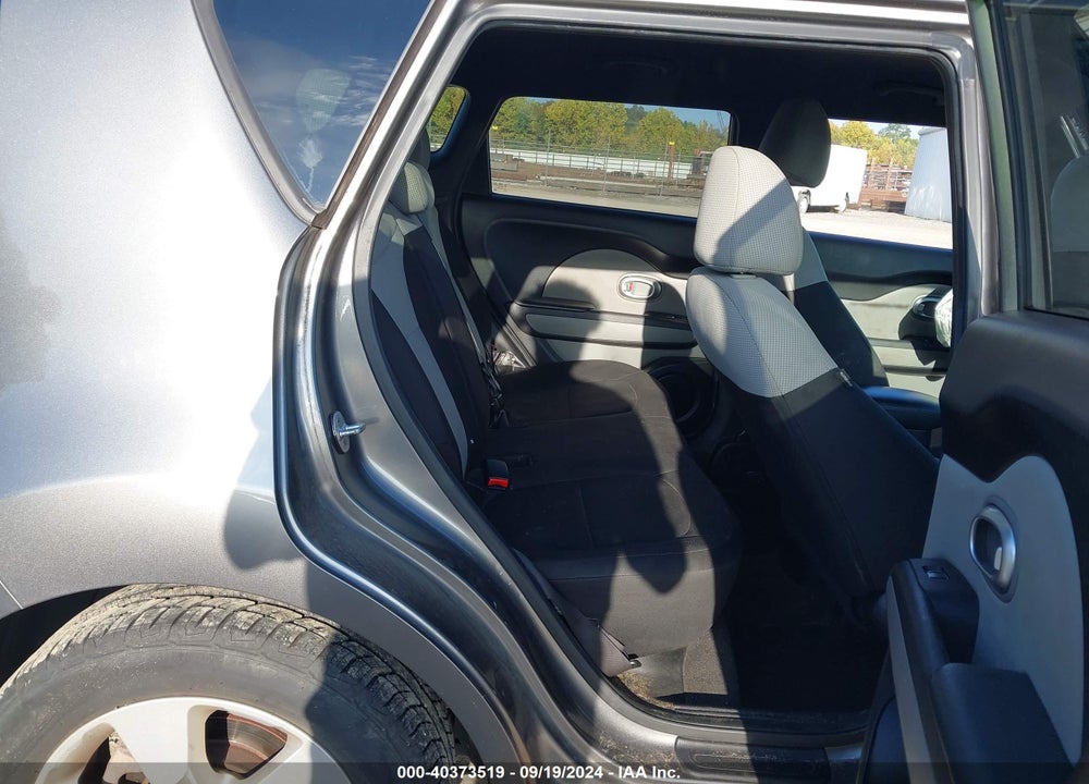 2017 KIA SOUL VIN: KNDJN2A20H7451238