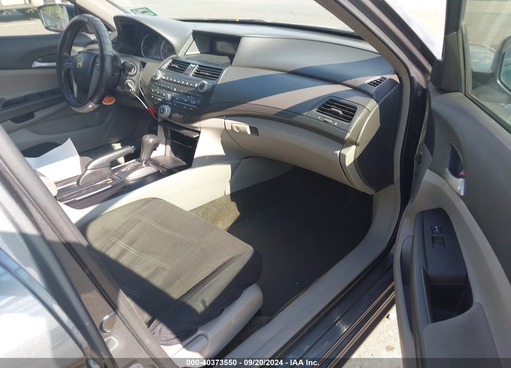 2008 HONDA ACCORD 2.4 LX VIN: 1HGCP26348A098205