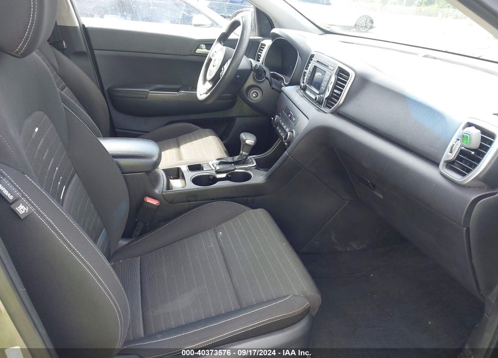 2018 KIA SPORTAGE LX VIN: KNDPM3AC9J7382597