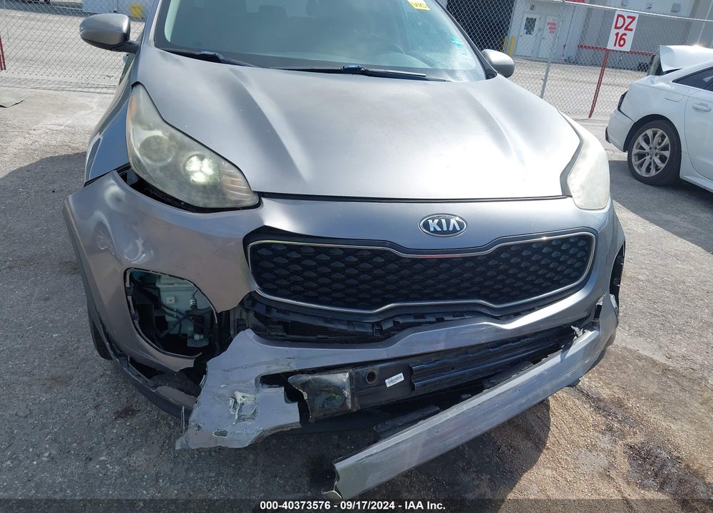 2018 KIA SPORTAGE LX VIN: KNDPM3AC9J7382597