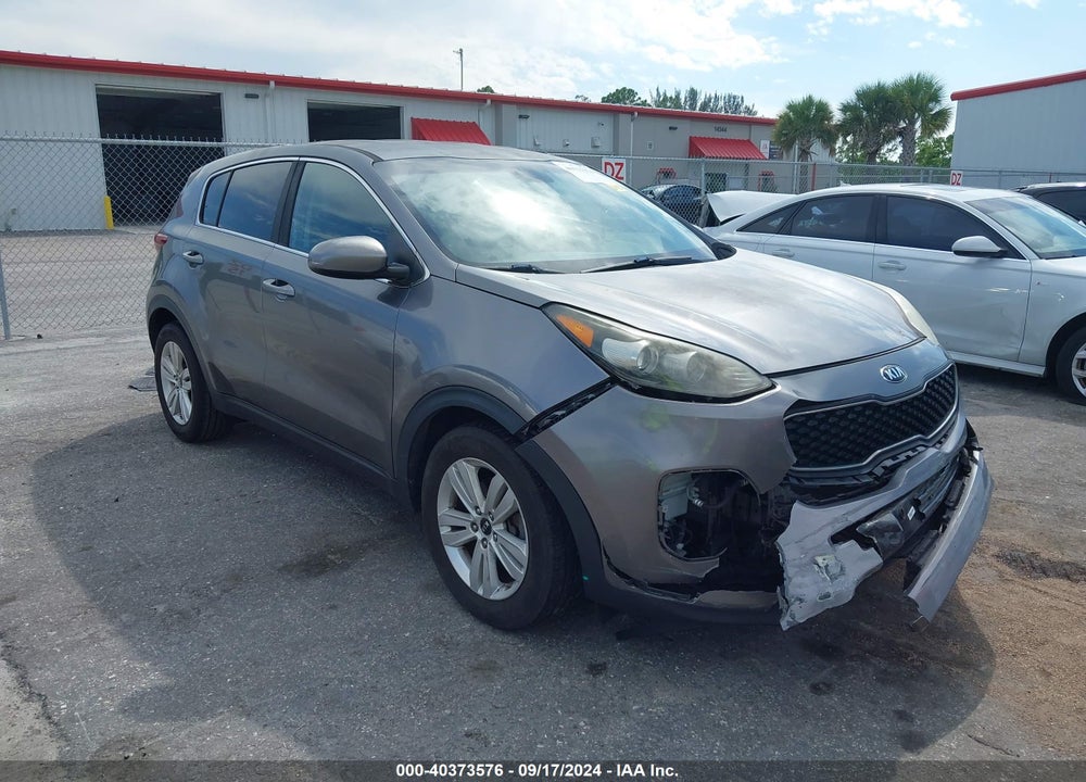 2018 KIA SPORTAGE LX VIN: KNDPM3AC9J7382597