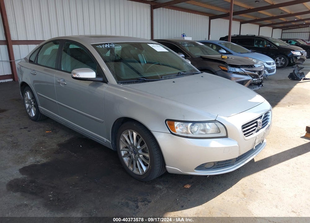 2009 VOLVO S40 2.4I VIN: YV1MS390492446468