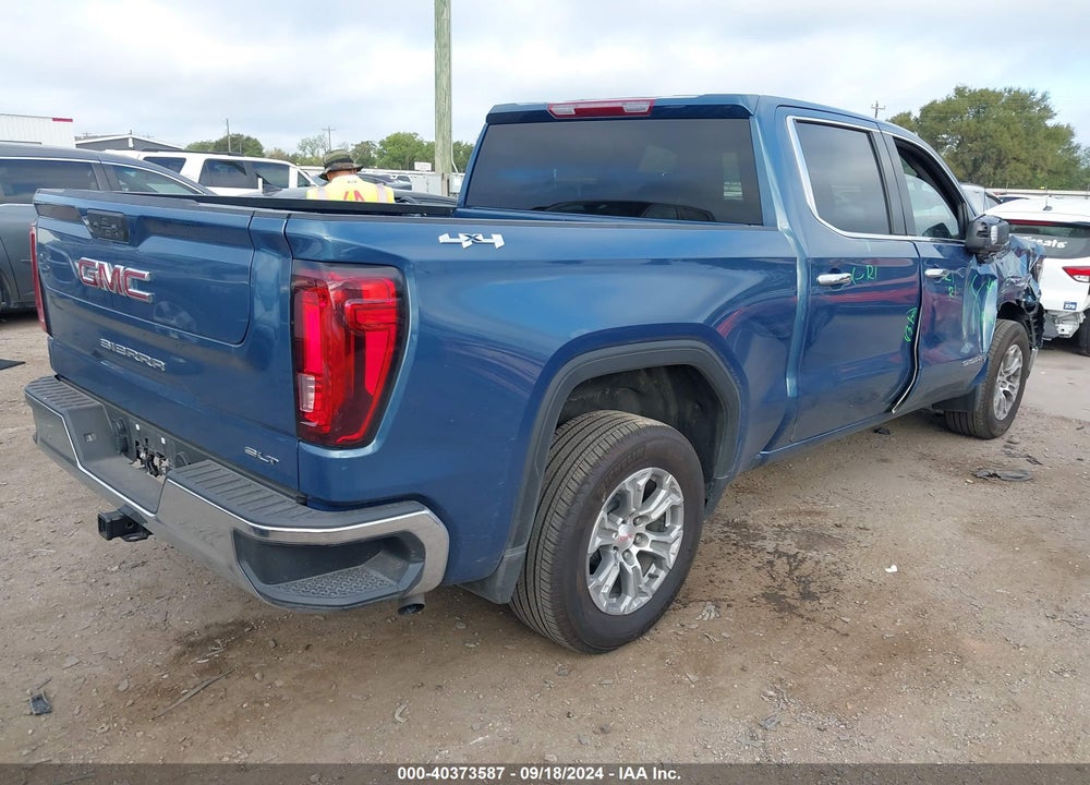 2024 GMC SIERRA 1500 4WD SHORT BOX SLT VIN: 3GTUUDED3RG162643