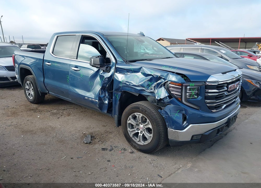 2024 GMC SIERRA 1500 4WD SHORT BOX SLT VIN: 3GTUUDED3RG162643