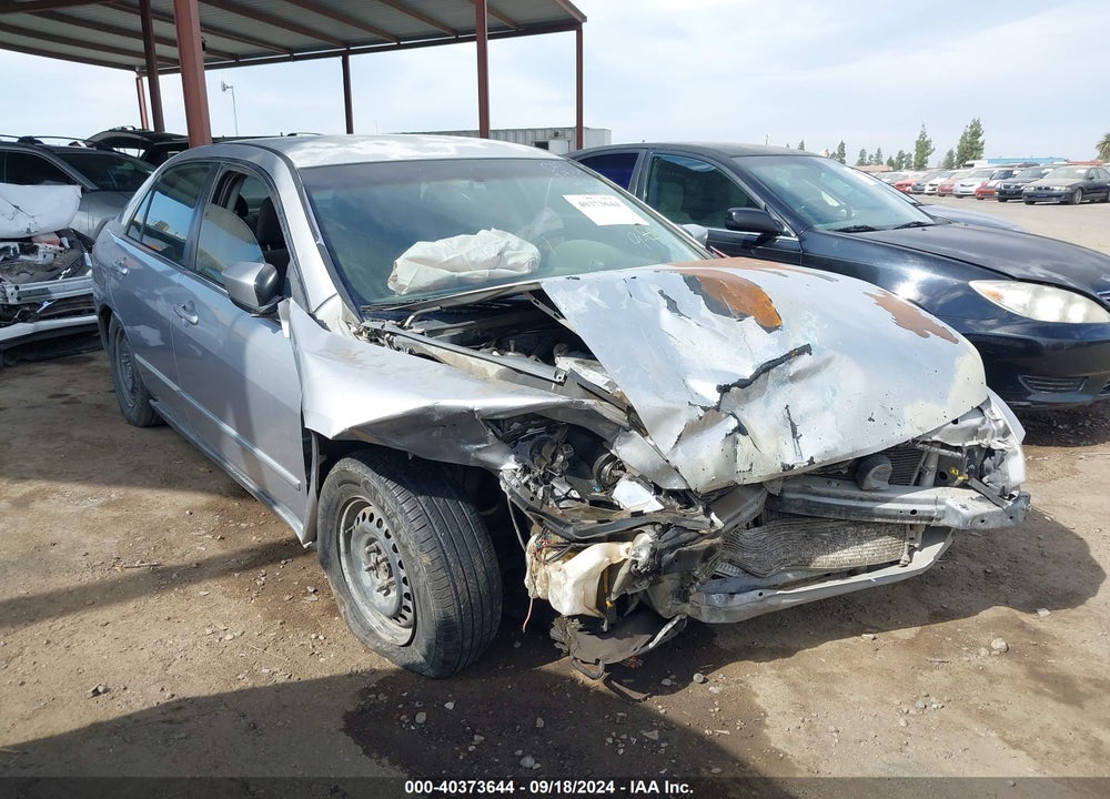 2004 HONDA ACCORD 2.4 LX VIN: JHMCM563X4C028729