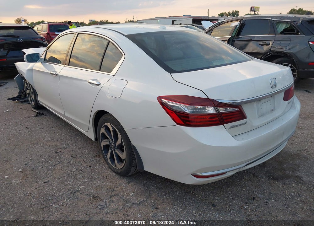 2016 HONDA ACCORD EX VIN: 1HGCR2F70GA212213