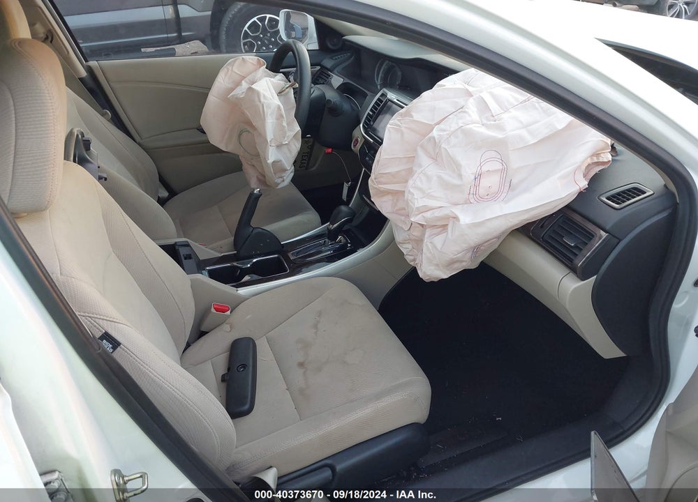 2016 HONDA ACCORD EX VIN: 1HGCR2F70GA212213