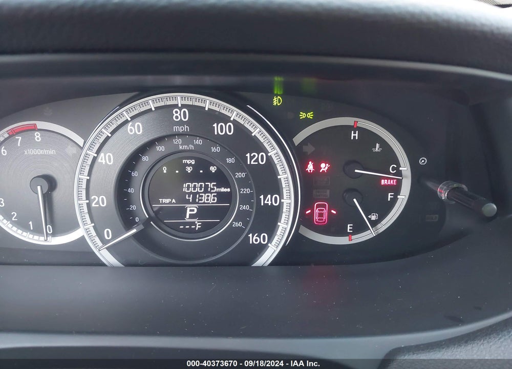 2016 HONDA ACCORD EX VIN: 1HGCR2F70GA212213