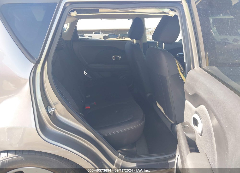 2015 KIA SOUL VIN: KNDJN2A28F7175565