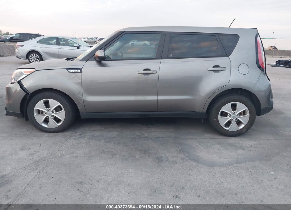 2015 KIA SOUL VIN: KNDJN2A28F7175565