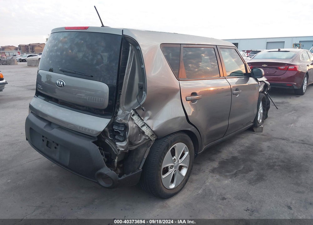 2015 KIA SOUL VIN: KNDJN2A28F7175565