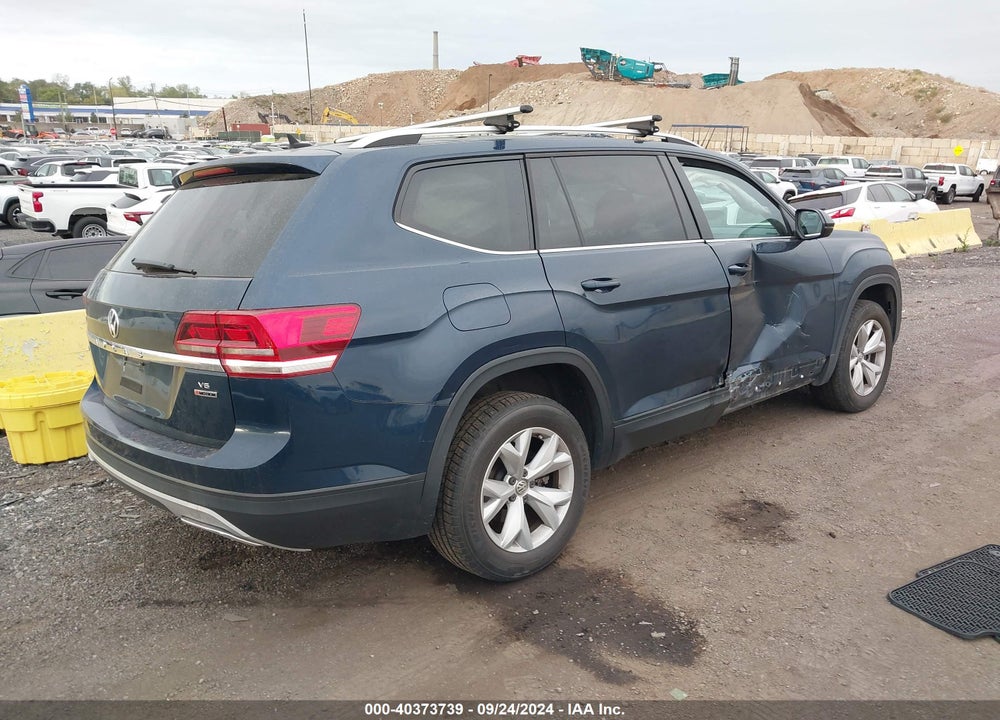 2018 VOLKSWAGEN ATLAS 3.6L V6 SE VIN: 1V2KR2CA3JC561614