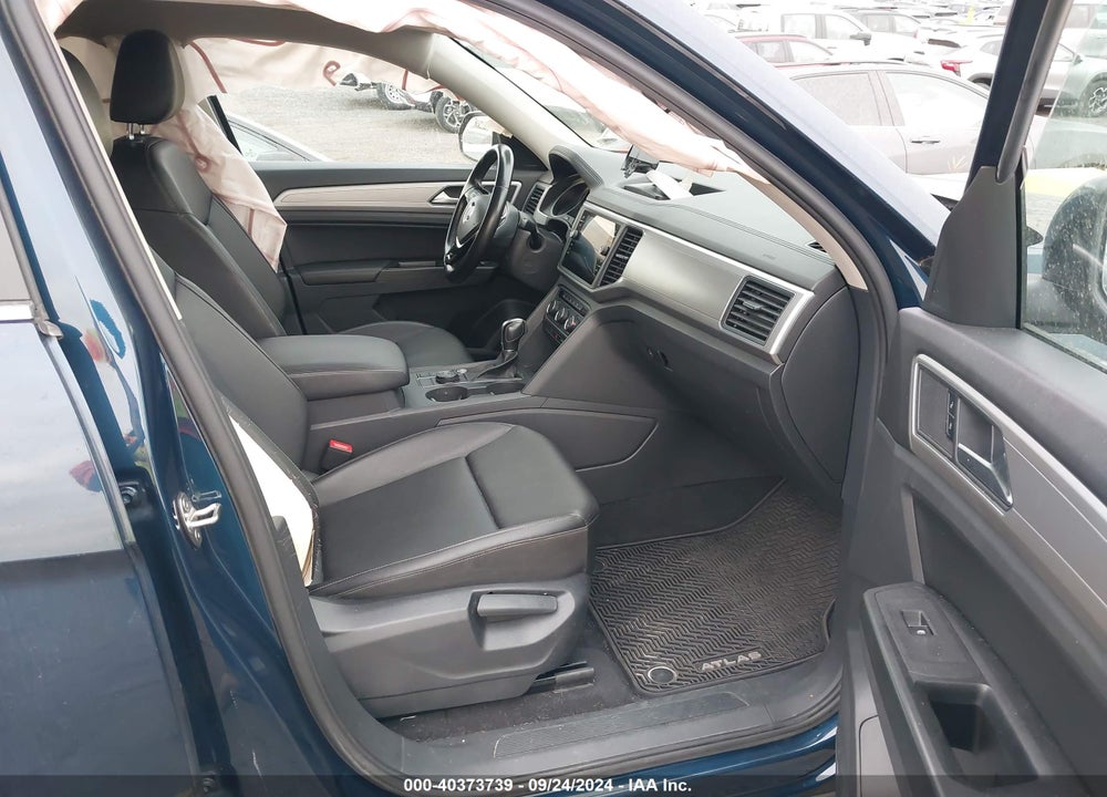 2018 VOLKSWAGEN ATLAS 3.6L V6 SE VIN: 1V2KR2CA3JC561614