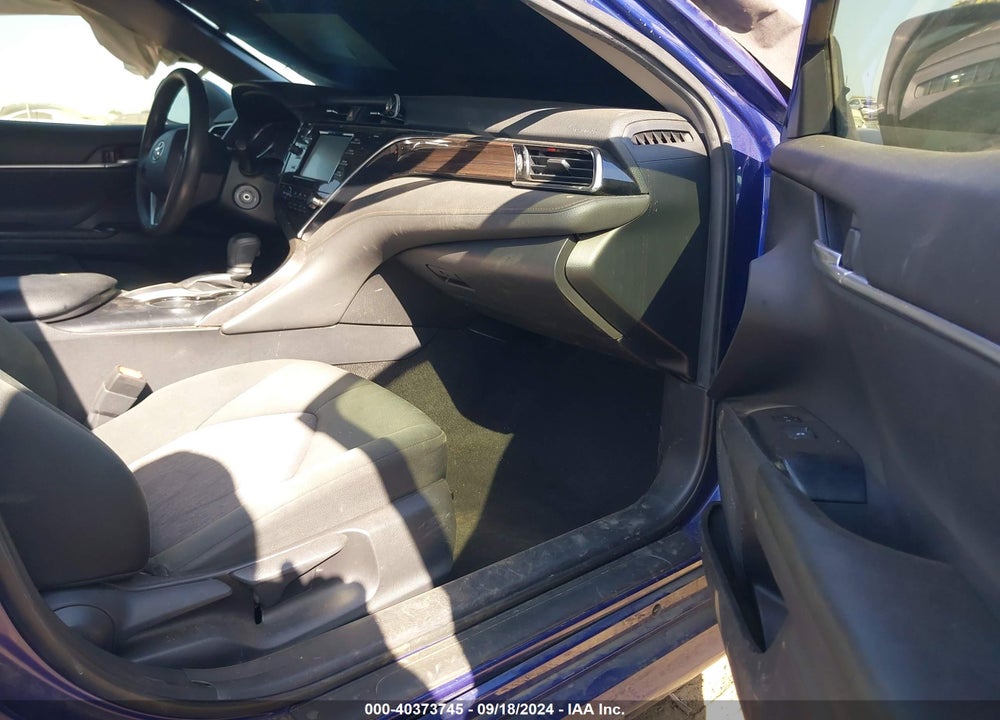 2018 TOYOTA CAMRY LE VIN: JTNB11HK3J3021017