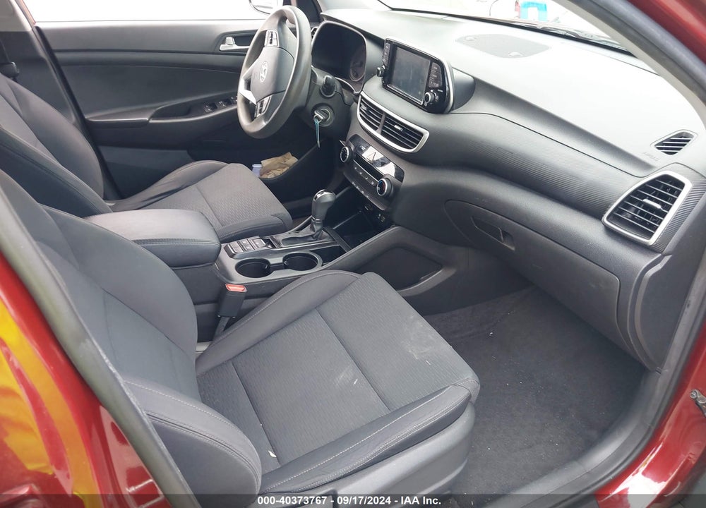 2019 HYUNDAI TUCSON SE VIN: KM8J23A47KU843380