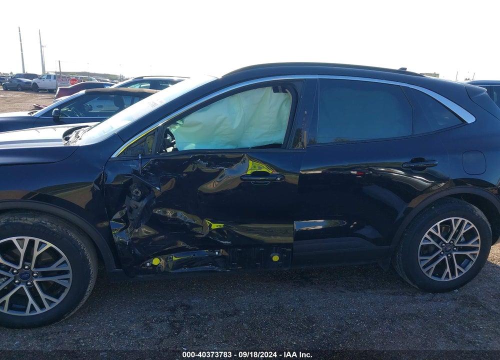 2020 FORD ESCAPE SEL VIN: 1FMCU0H66LUB66011