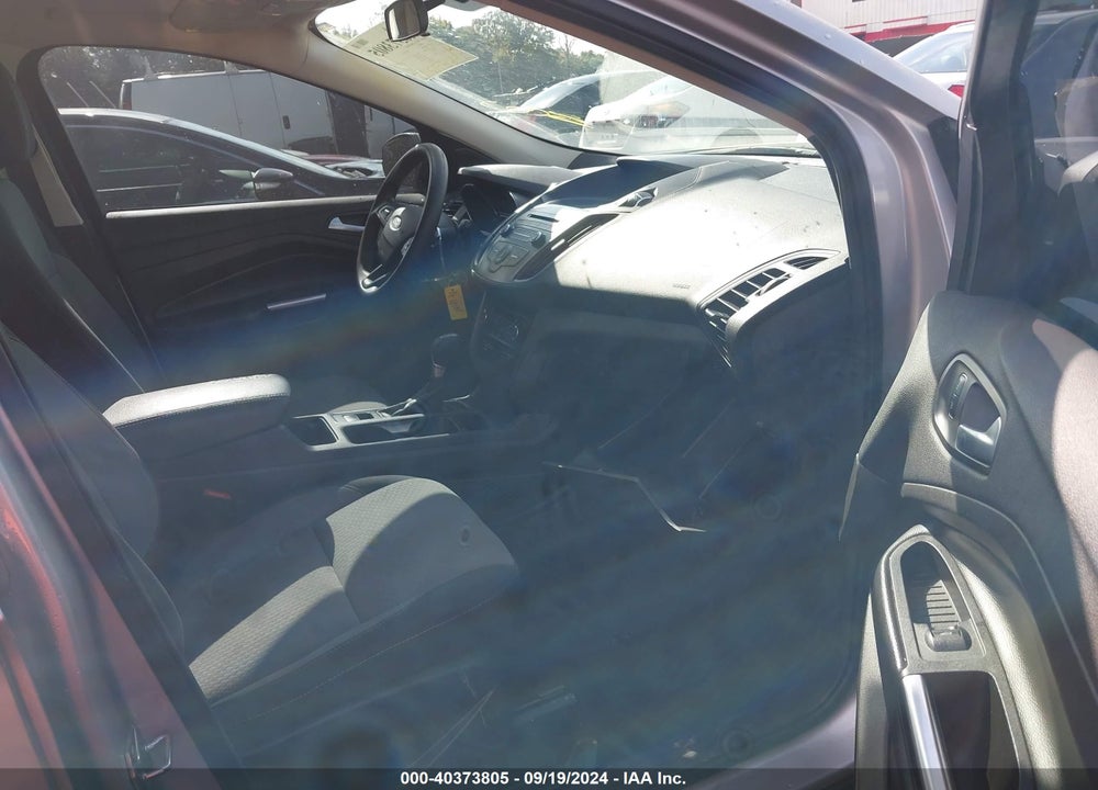 2017 FORD ESCAPE SE VIN: 1FMCU9G91HUC96950