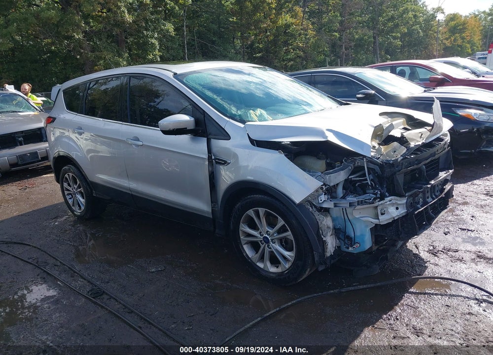 2017 FORD ESCAPE SE VIN: 1FMCU9G91HUC96950